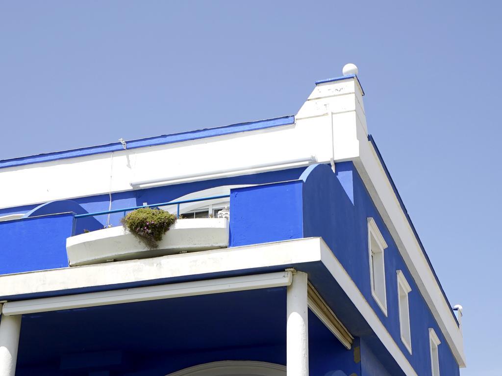 Lances Penthouses